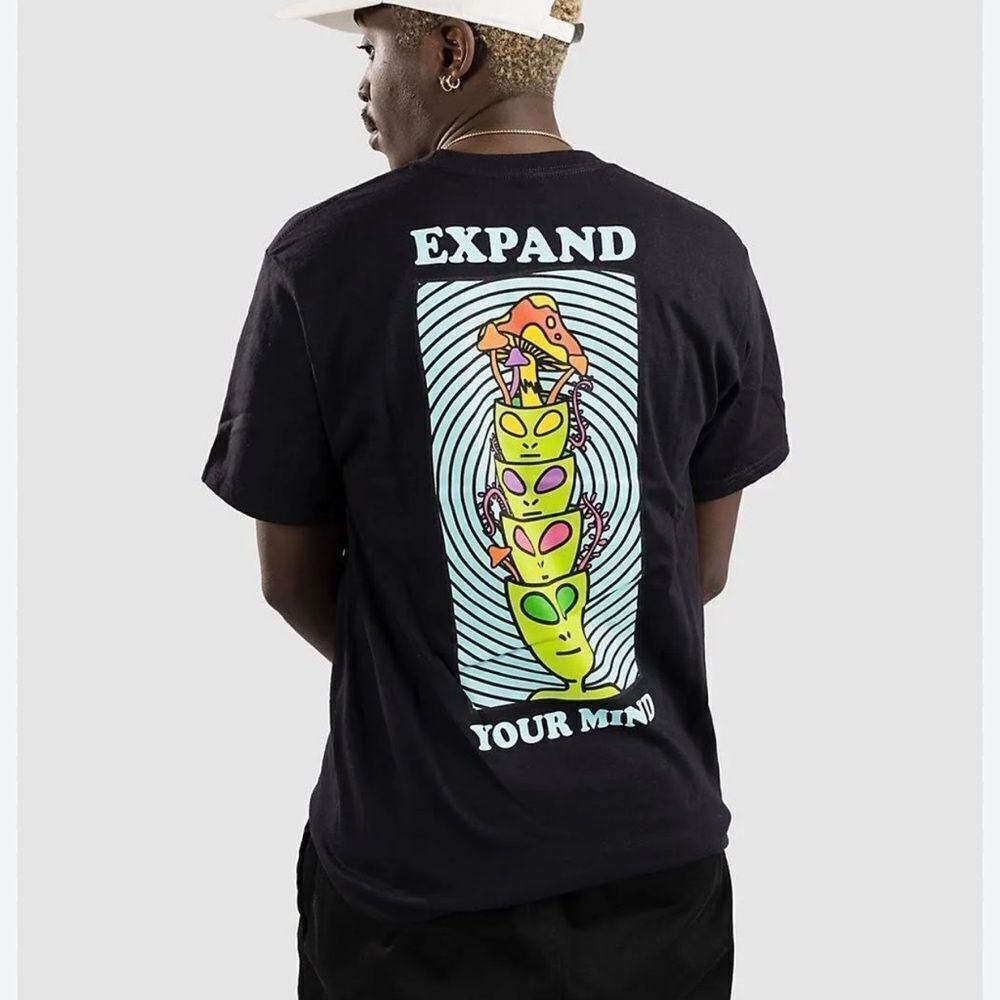 A-Lab Expand Your Mind Alien Short Sleeve Tee Shirt Men’s Large